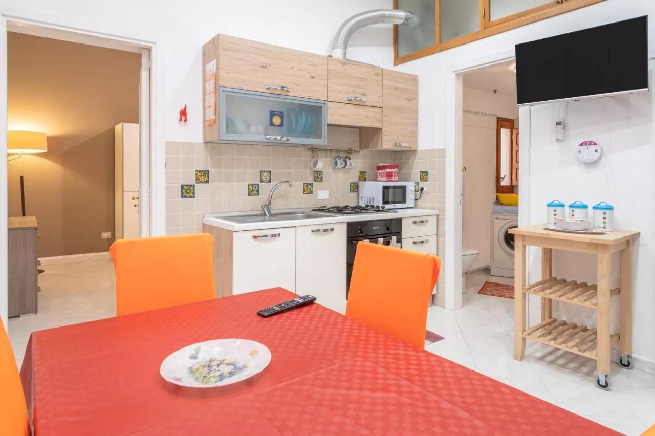 Oikia Sea Apartment Сиракуза Екстериор снимка